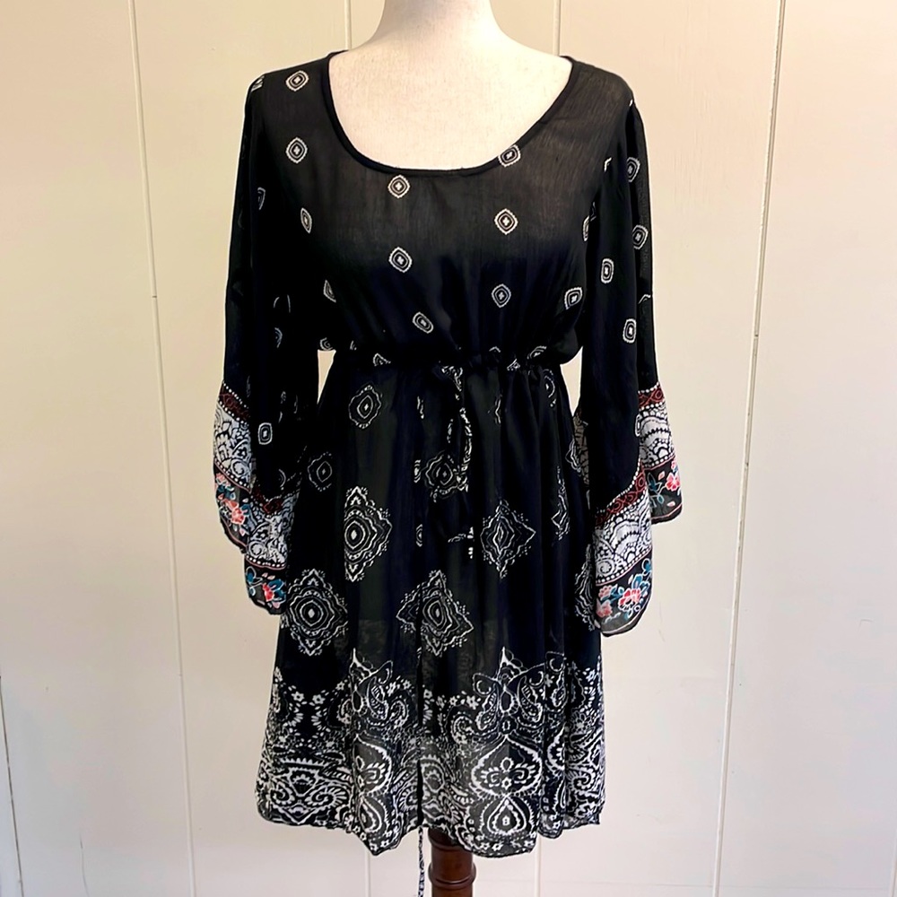 Fashion Fuse Dress Long Bell Sleeves Small Black Gently Worn Great Condition